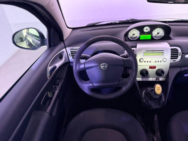 LANCIA Ypsilon 1.2 69 CV Platinum