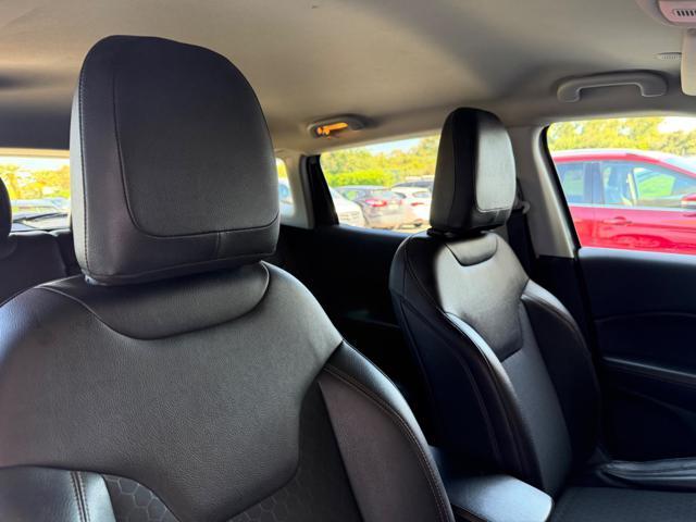 JEEP Compass 1.6 MJET LIMITED+NAVI+18''+PDC+BIXENO+PELLETEX
