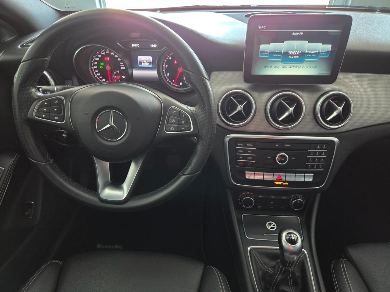 Mercedes-benz CLA 200 Business