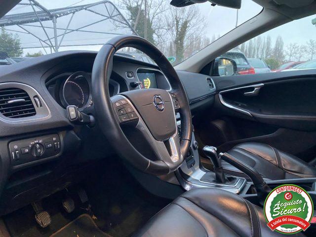 VOLVO V40 D2 'eco' Momentum