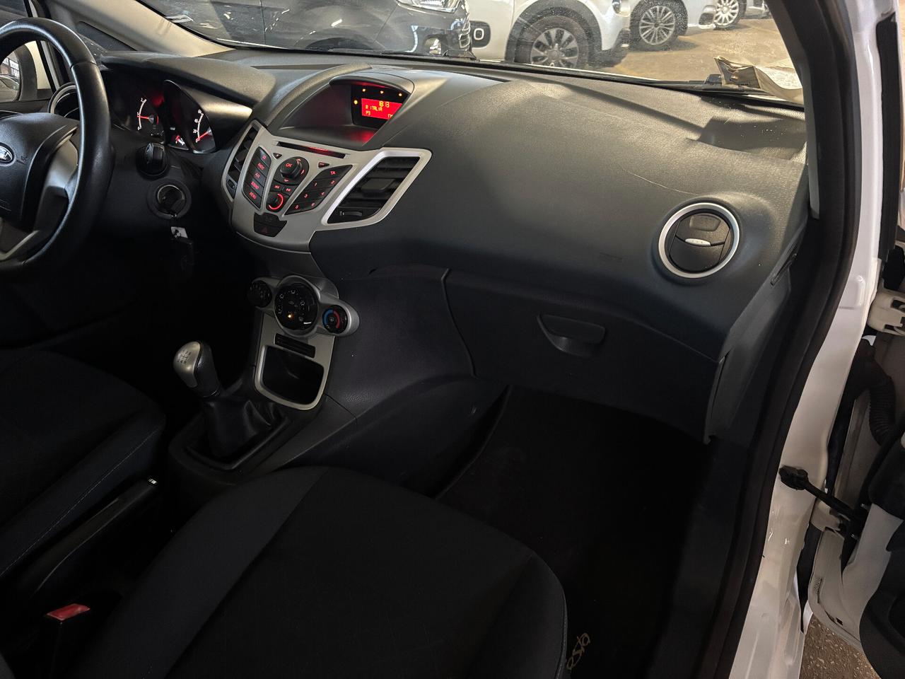 Ford Fiesta 1.2 16V 60KW 82CV Business NEOPATENTATO