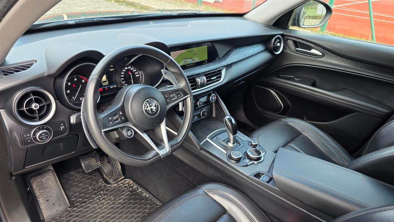 Alfa Romeo Stelvio 2.2 Turbodiesel 210 CV AT8 Q4 Executive