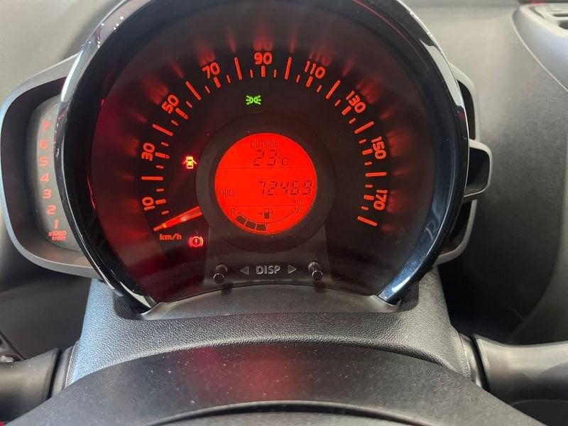 Toyota Aygo Aygo 5p 1.0 x-play tss
