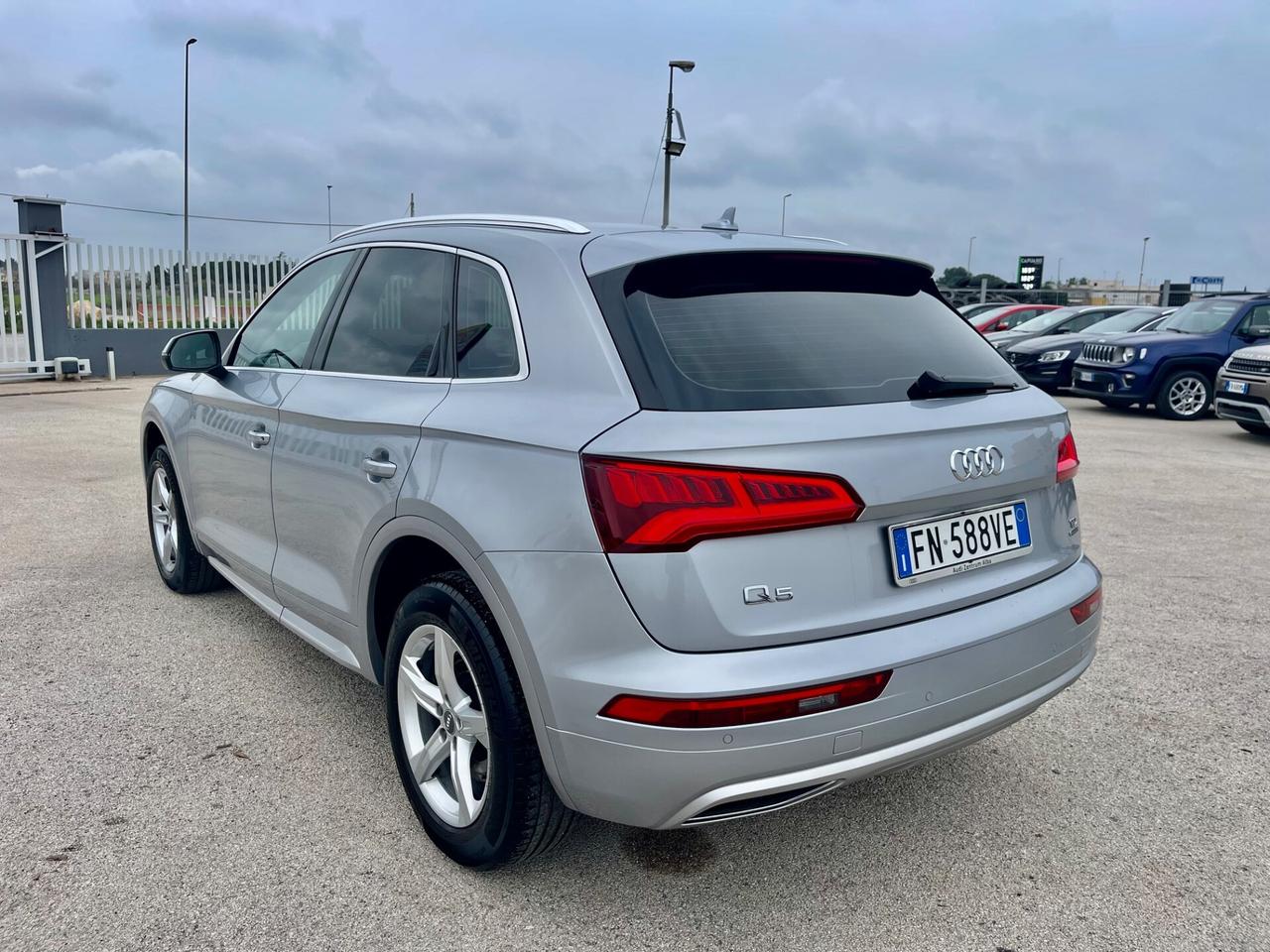 AUDI Q5 2.0 TDI 190CV QUATTRO SPORT FULL MATRIX 18