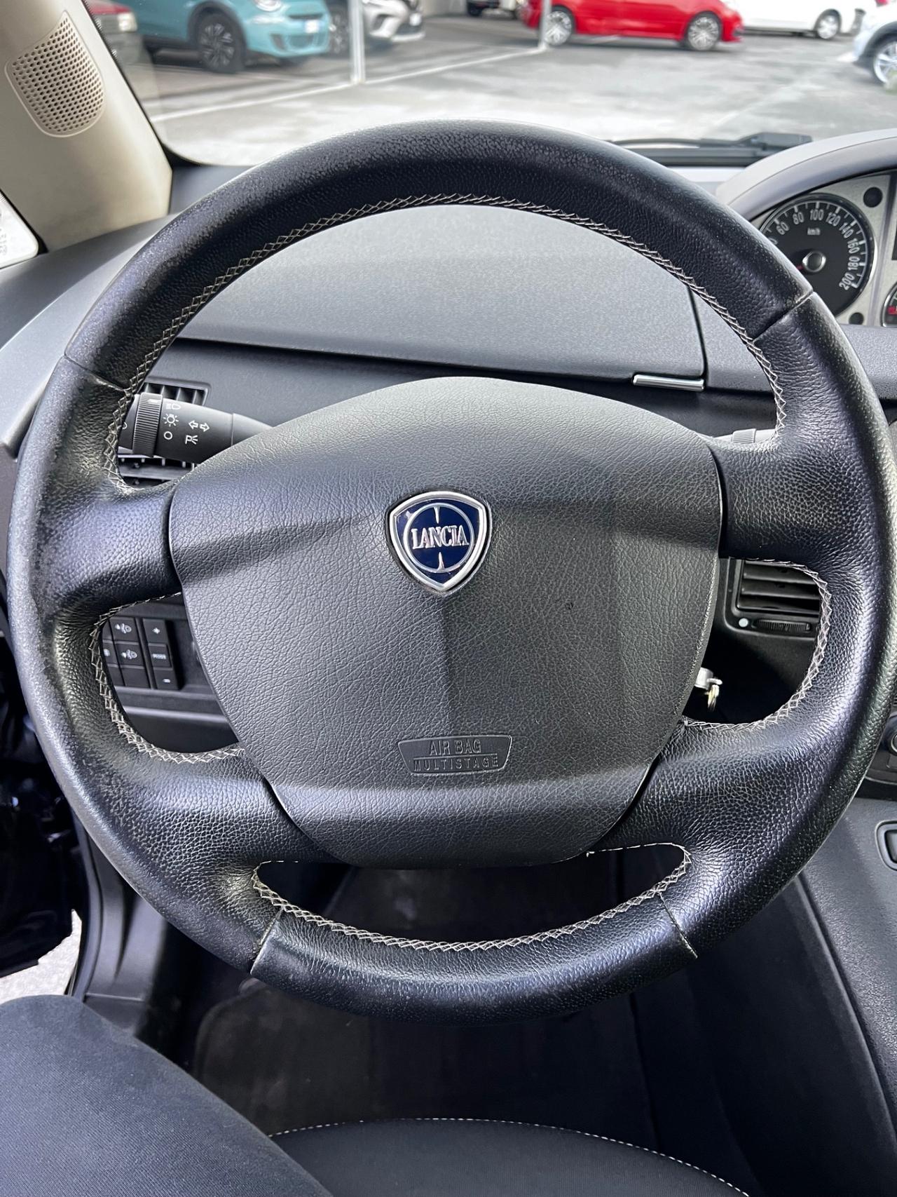 Lancia MUSA 1.4 8V Ecochic (GPL) Gold