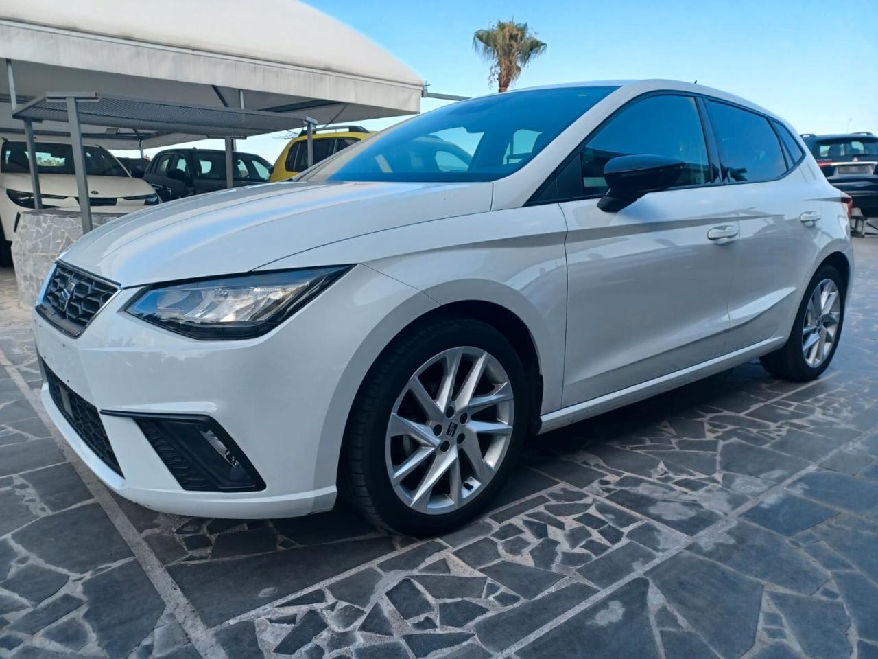 Seat Ibiza 1.0 EcoTSI 95 CV 5 porte FR