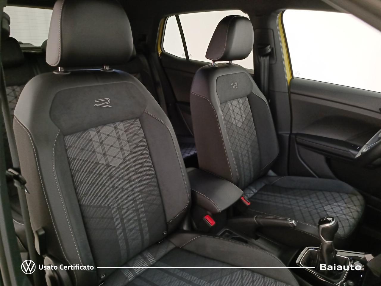 Volkswagen T-Cross 1.0 tsi 115cv r-line
