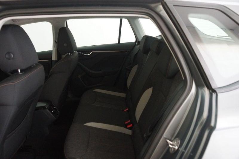 Škoda Kamiq 1.5 TSI 150CV BLACK DOTS
