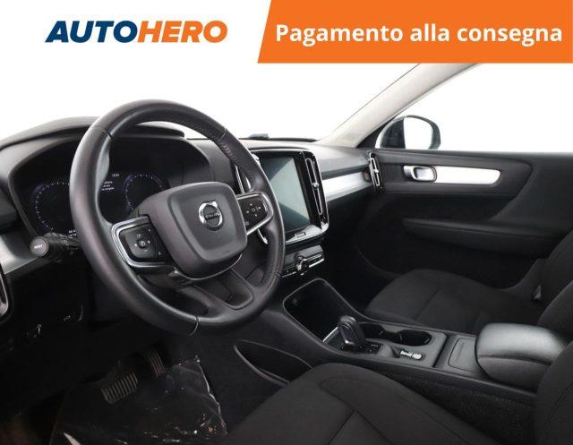 VOLVO XC40 T2 Geartronic Momentum Pro