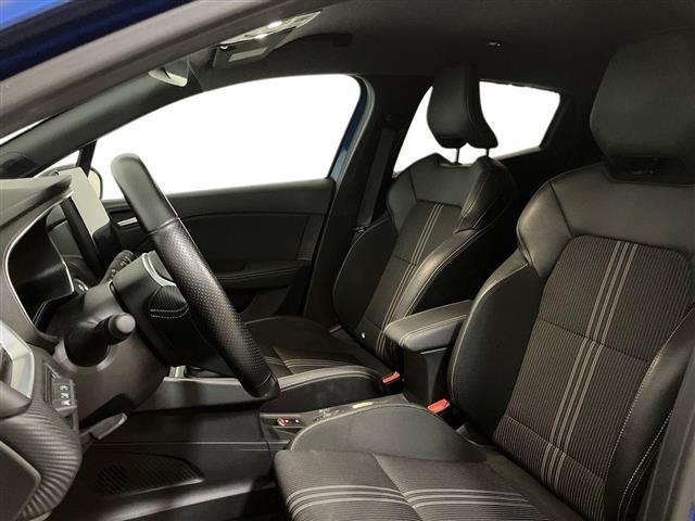 RENAULT Clio 5 Porte 1.6 E-Tech full hybrid 145cv E-Tech E