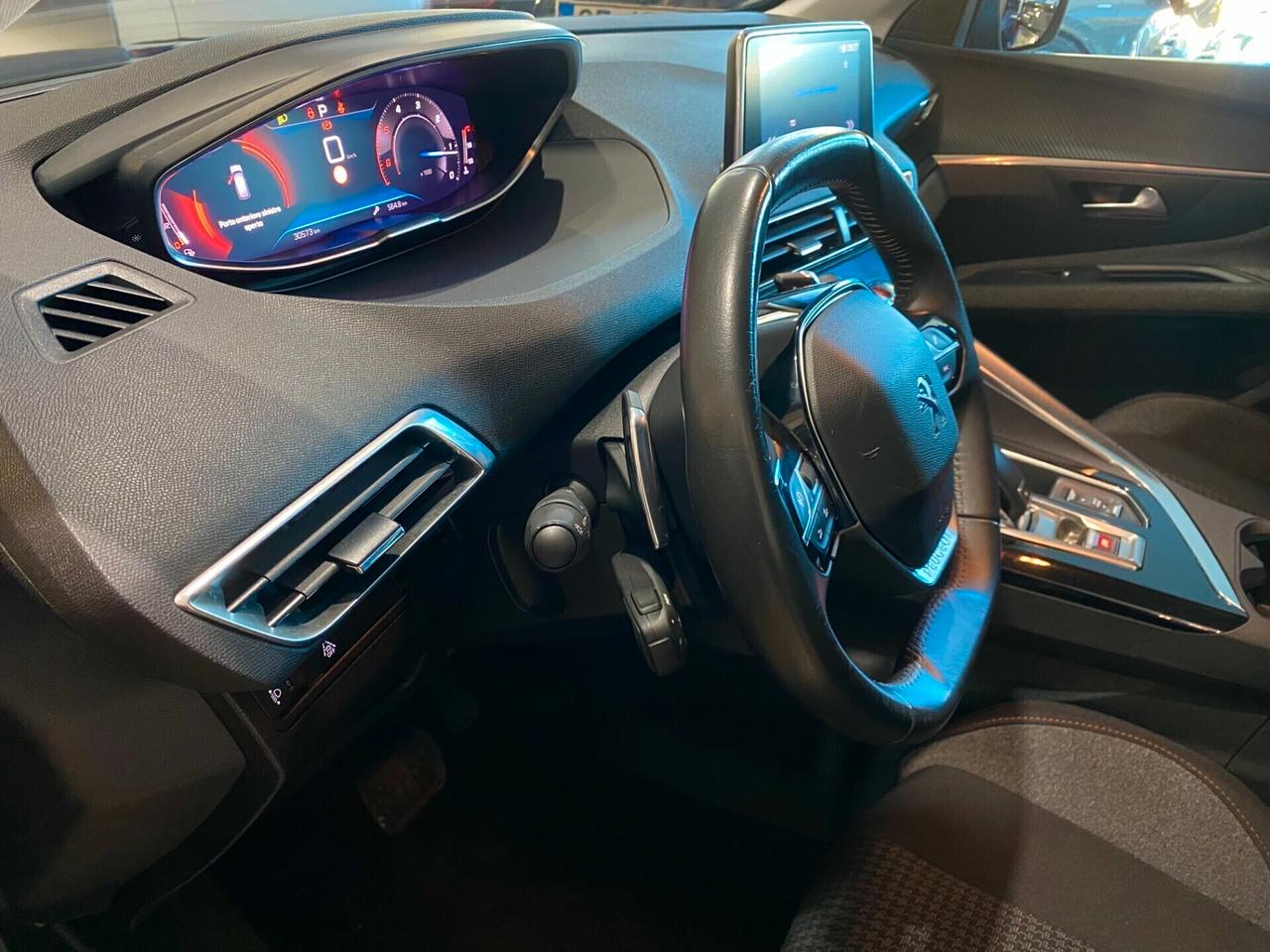 Peugeot 3008 BlueHDi 130 EAT8 N1 Autocarro-2022