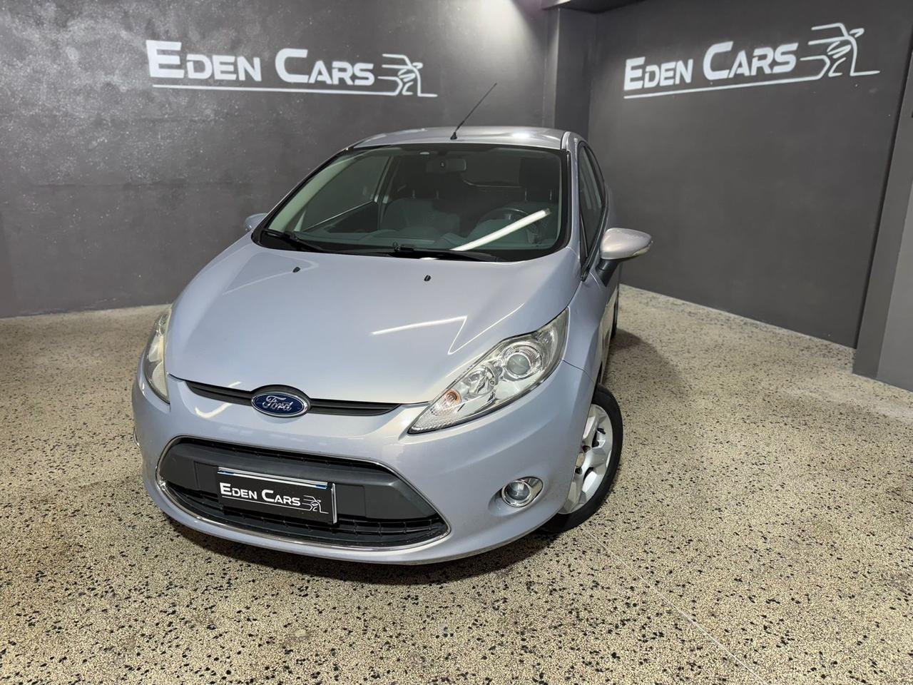 Ford Fiesta 1.4 TDCi 70CV 3 porte Titanium PER NEOPATENTATI