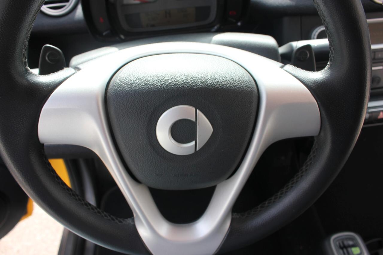 smart forTwo 1.0 mhd Pulse 71cv SERVOSTERZO MIX PELLE GARANZIA 12 MESI KM REALI CERTIFICATI