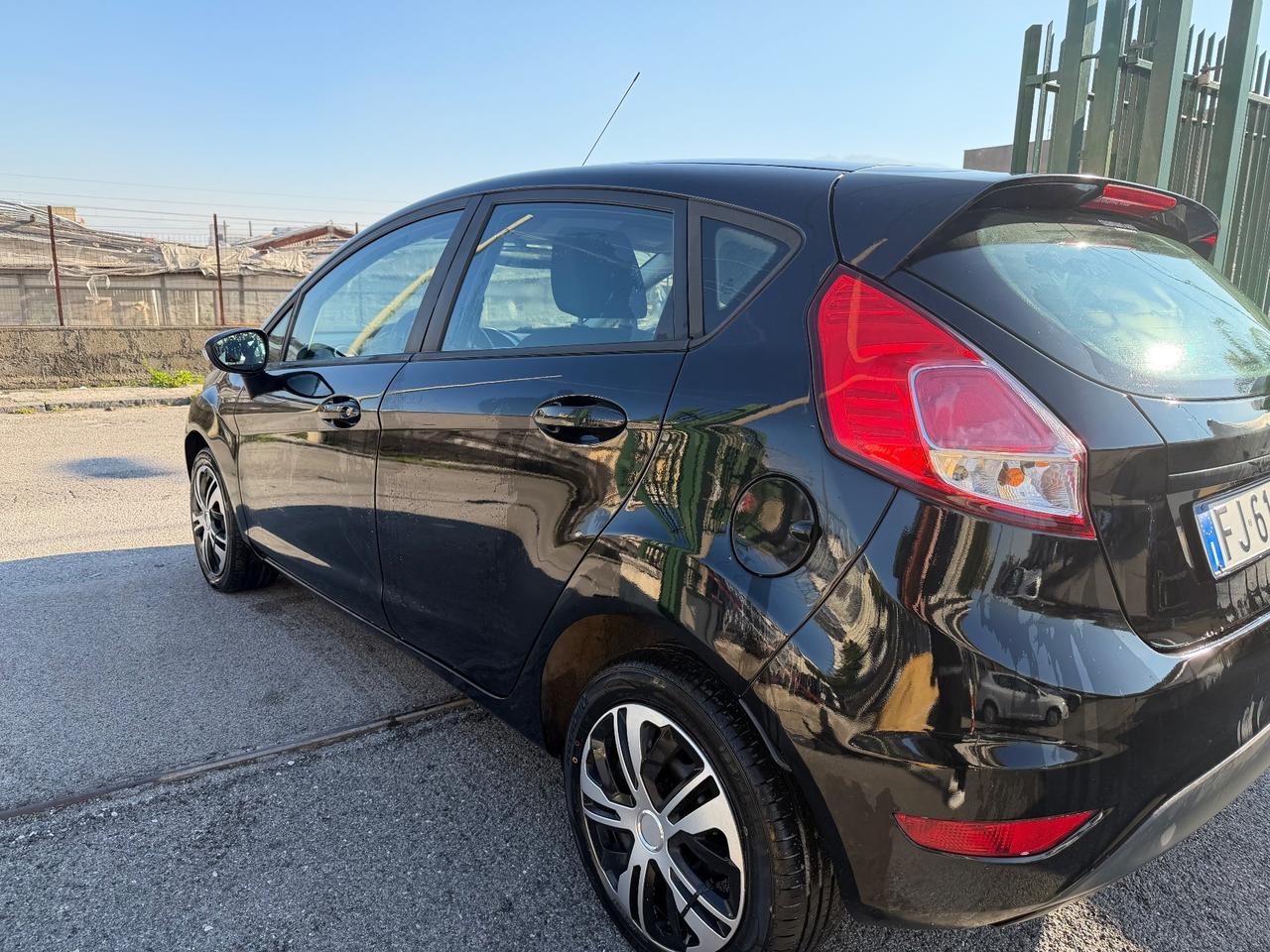 Ford Fiesta 1.1 5 porte Plus