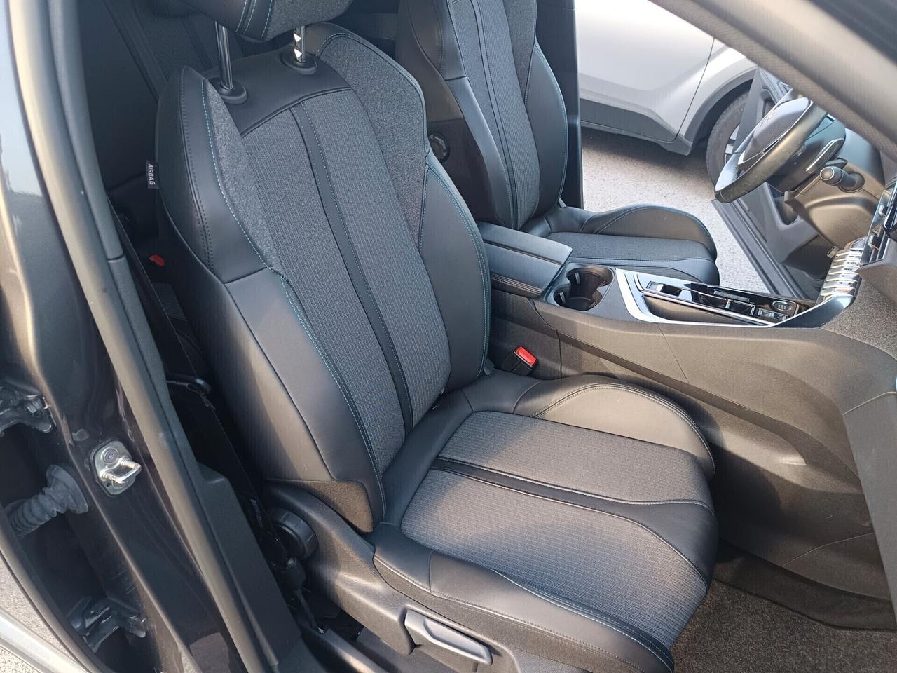 Peugeot 3008 1.5 BlueHDi 130cv S&S EAT8 Allure Pack