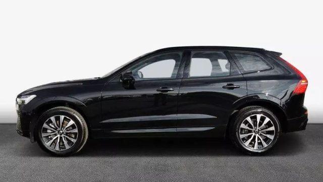 VOLVO XC60 B4 (d) AWD automatico Plus Dark N1Autocarro