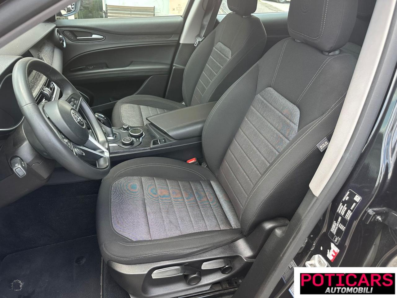 Alfa Romeo Stelvio 2.2 Turbodiesel 160 CV AT8 RWD Business