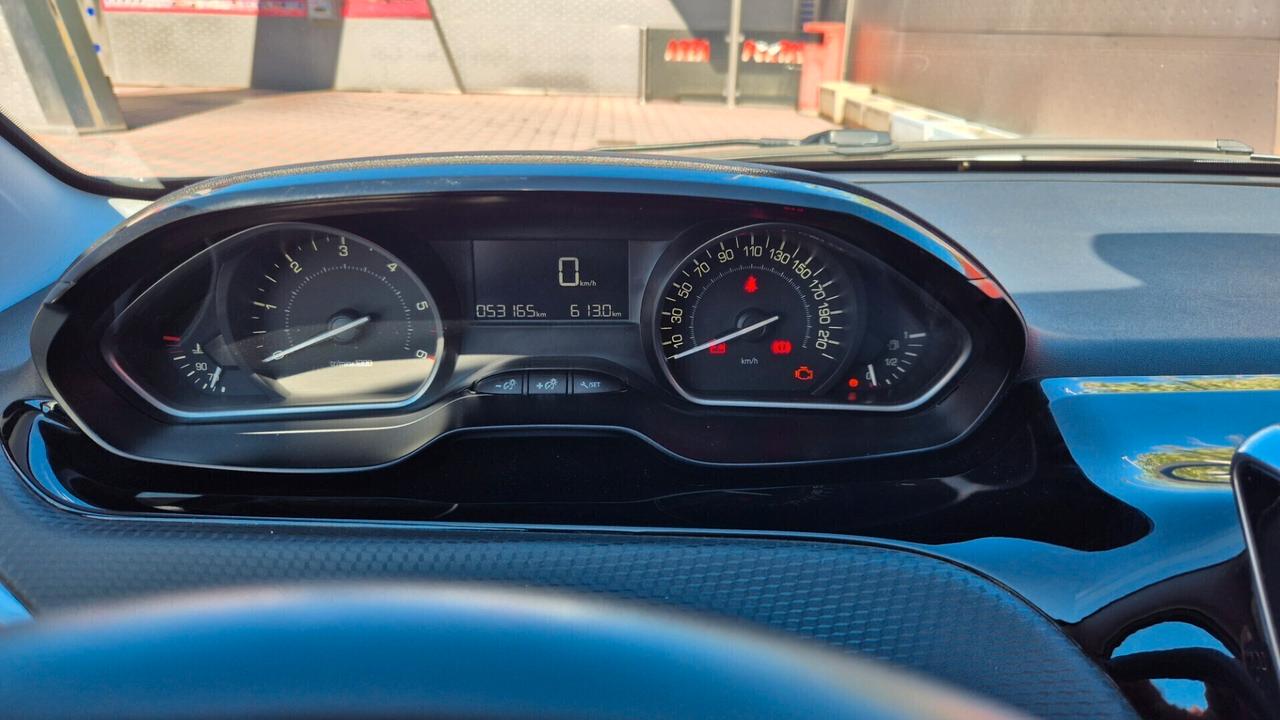 Peugeot 208 BlueHDi 100 S&S 5 porte Signature