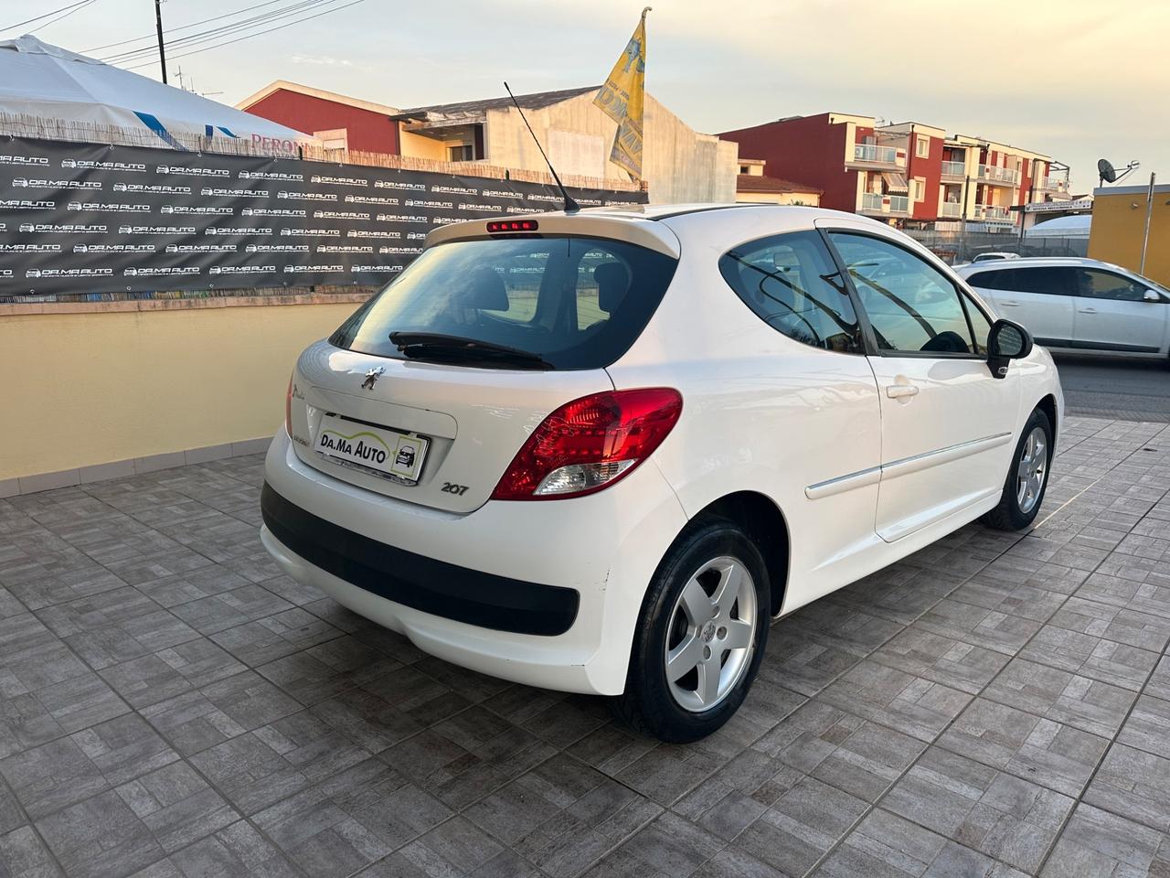 Peugeot 207 1.4 HDi 70CV 3p. Active