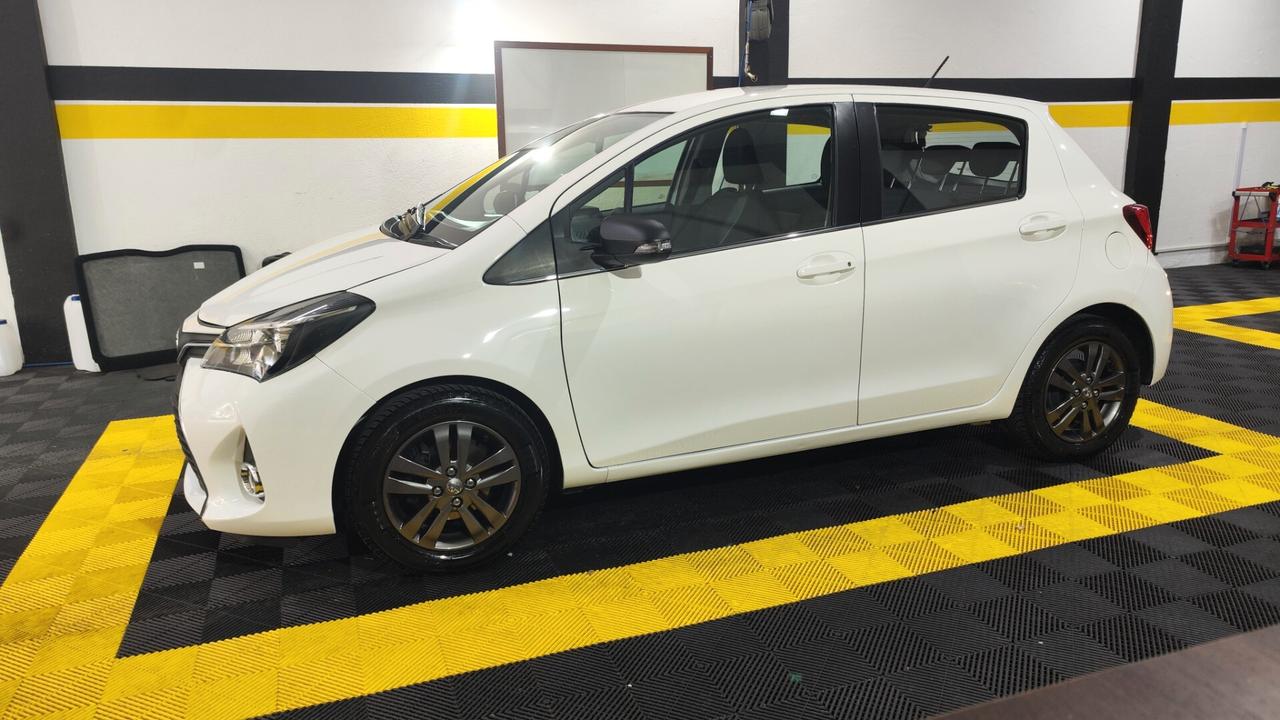 Toyota Yaris 1.0 5 porte Lounge