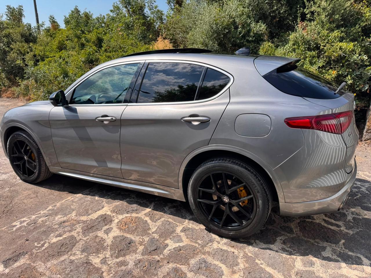 alfa romeo stelvio 2.0 turbo benzina 280cv aceto permuta