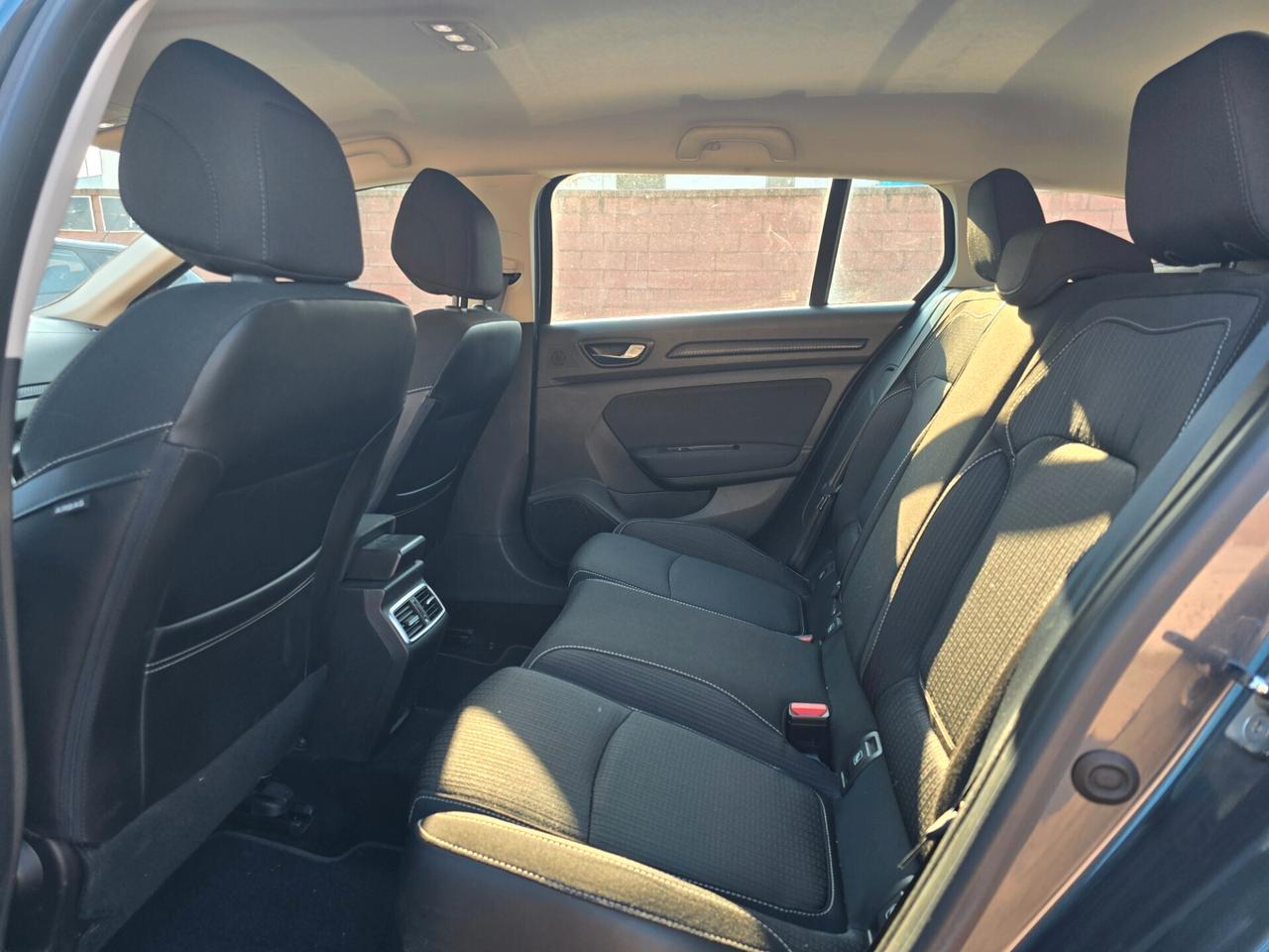 RENAULT MEGANE SPORTER 1.5 DCI 110 CV 60.000Km!