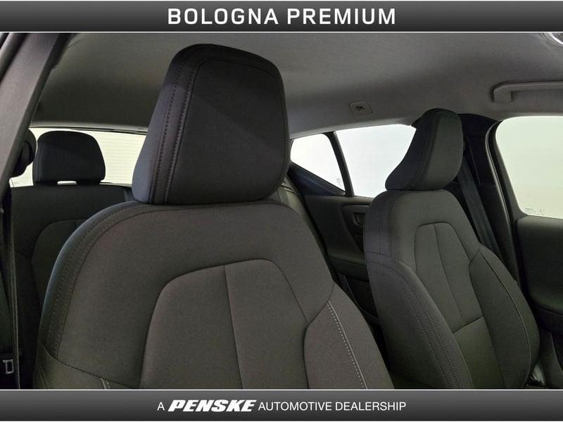 Volvo XC40 XC40 T2 Geartronic Momentum Pro