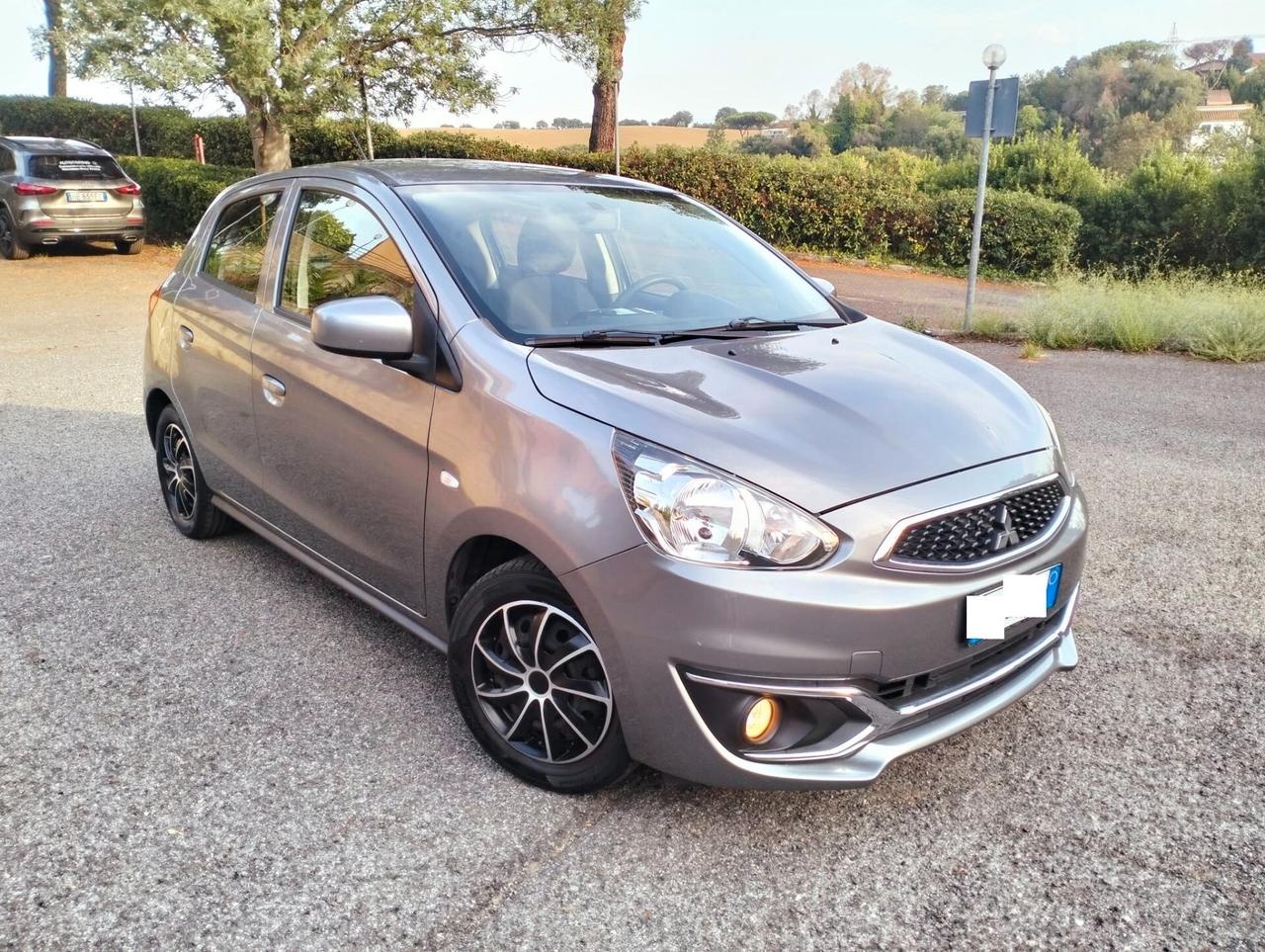 Mitsubishi Space Star 1.0 Invite