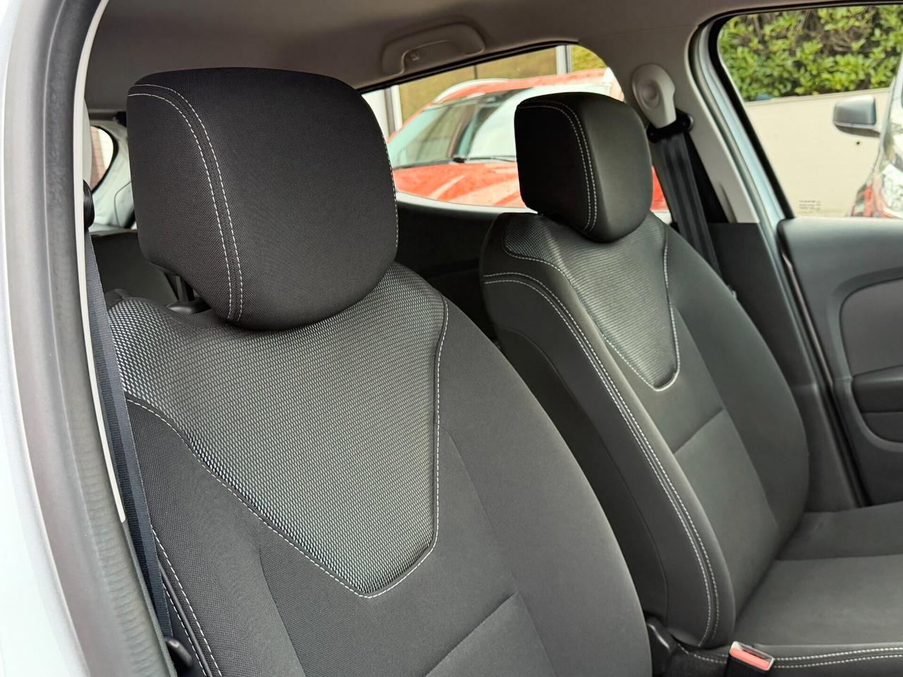 Renault Clio 1.5 DCI 75 cv. ENERGY BUSINESS (Autocarro 4P. N1)