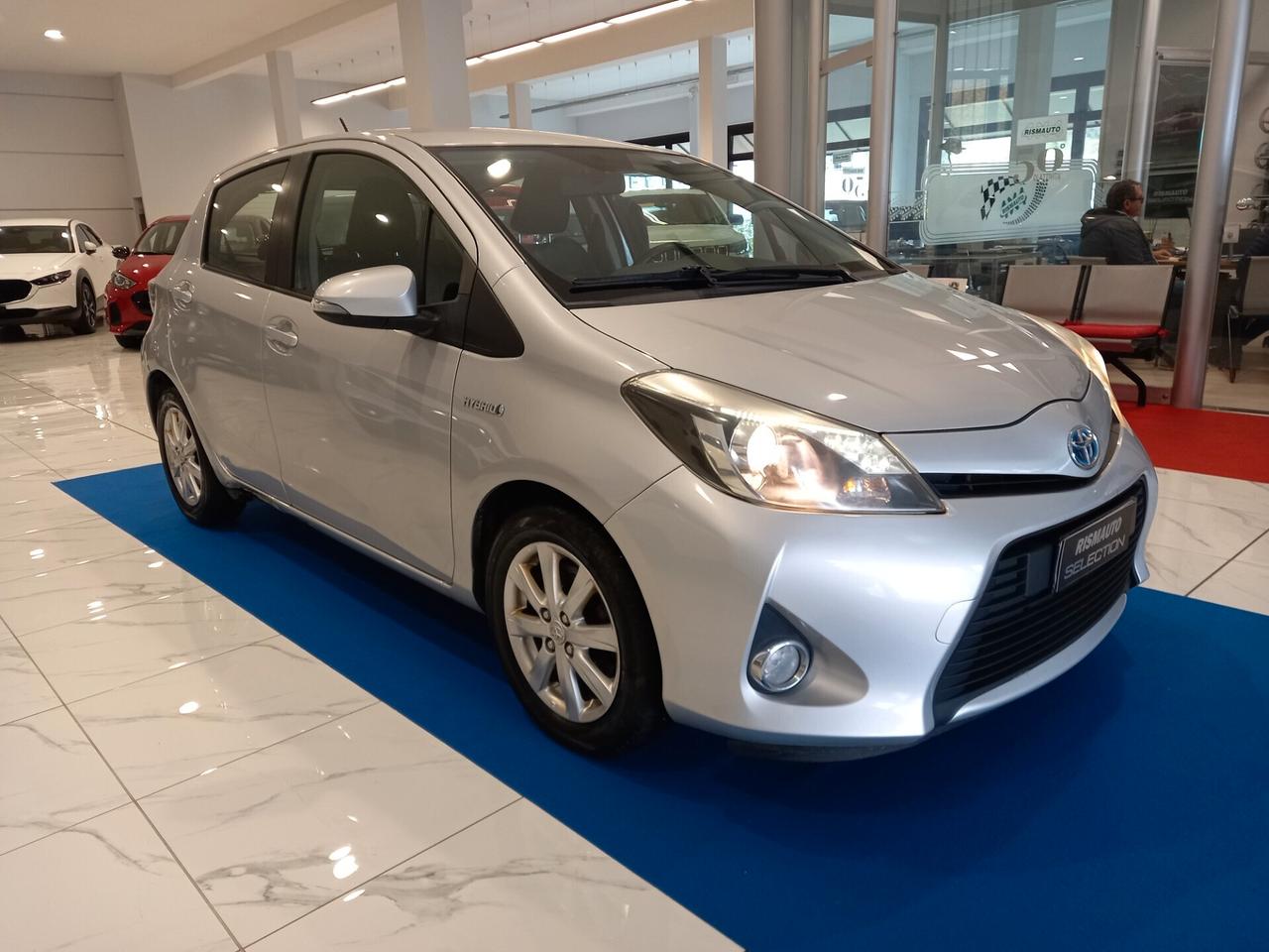 Toyota Yaris 1.5 Hybrid 5 porte Lounge
