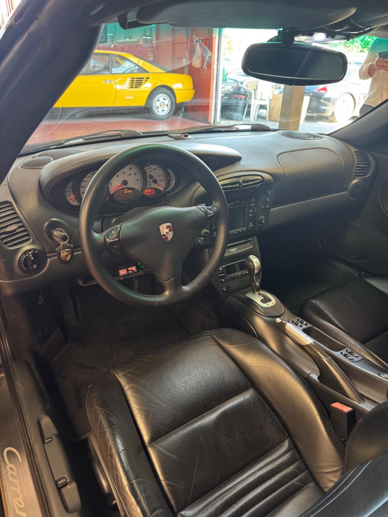 Porsche 996 Carrera 4 Cabrio