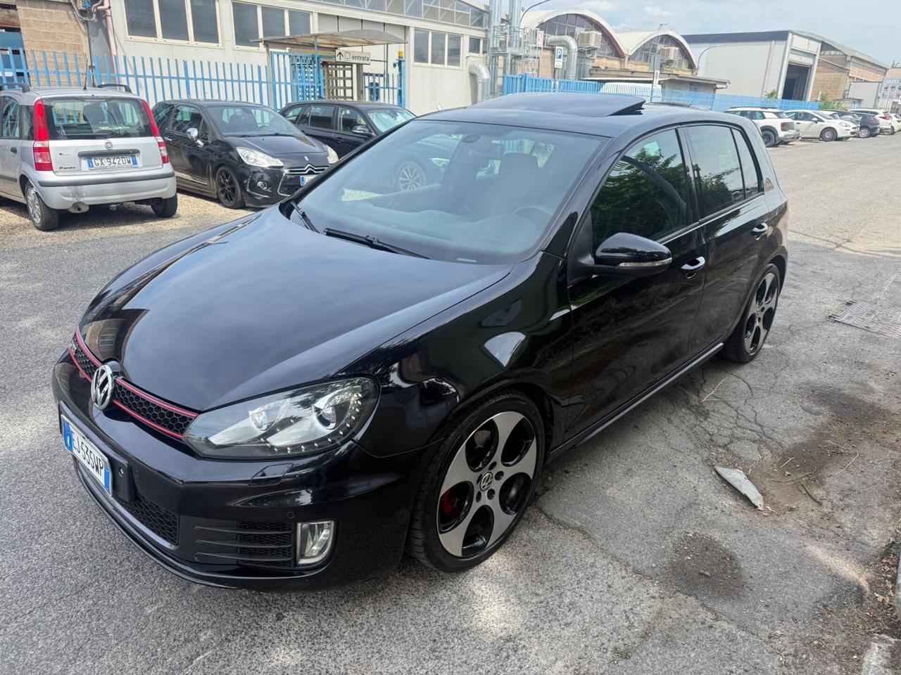 Volkswagen Golf 2.0 TSI DSG 3p. GTI