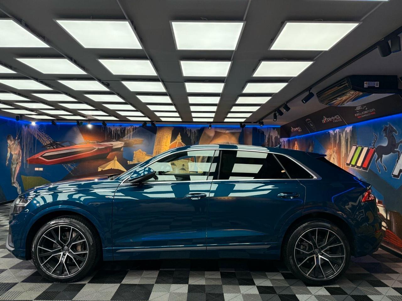 Audi Q8 50 TDI 286 CV quattro tiptronic Sport (843)