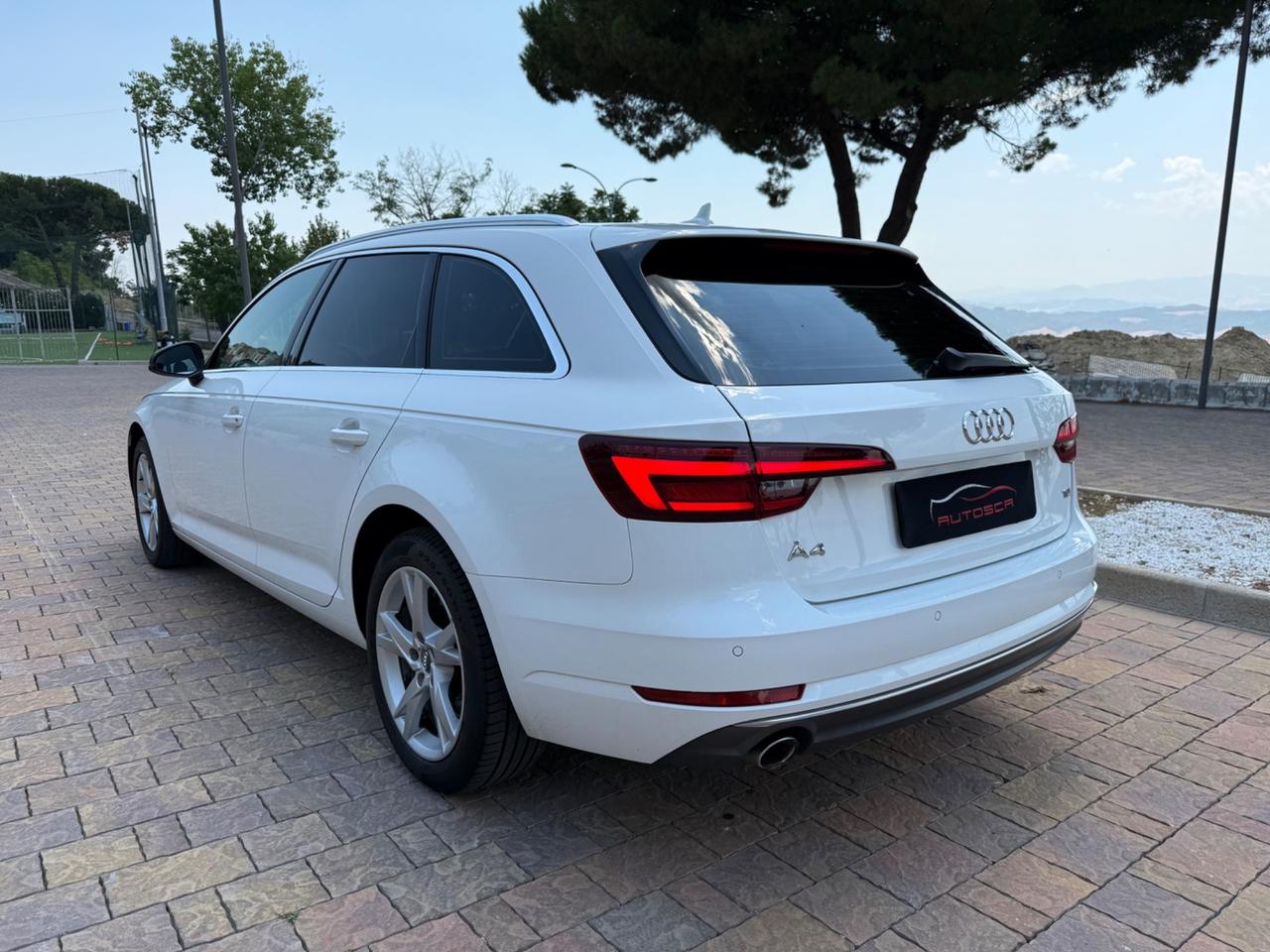 Audi A4 Avant 2.0 TDI 150 CV S tronic Business Sport