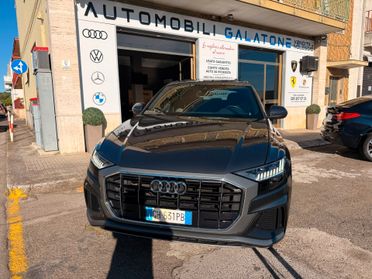 audi q8 s line 2022 tetto!