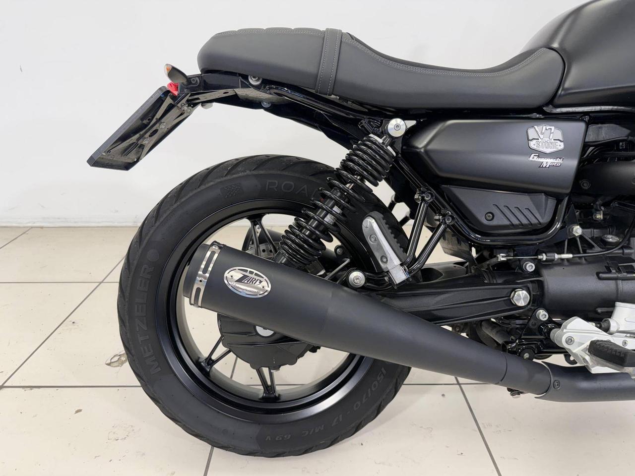 MOTO GUZZI V7 850 Stone Abs