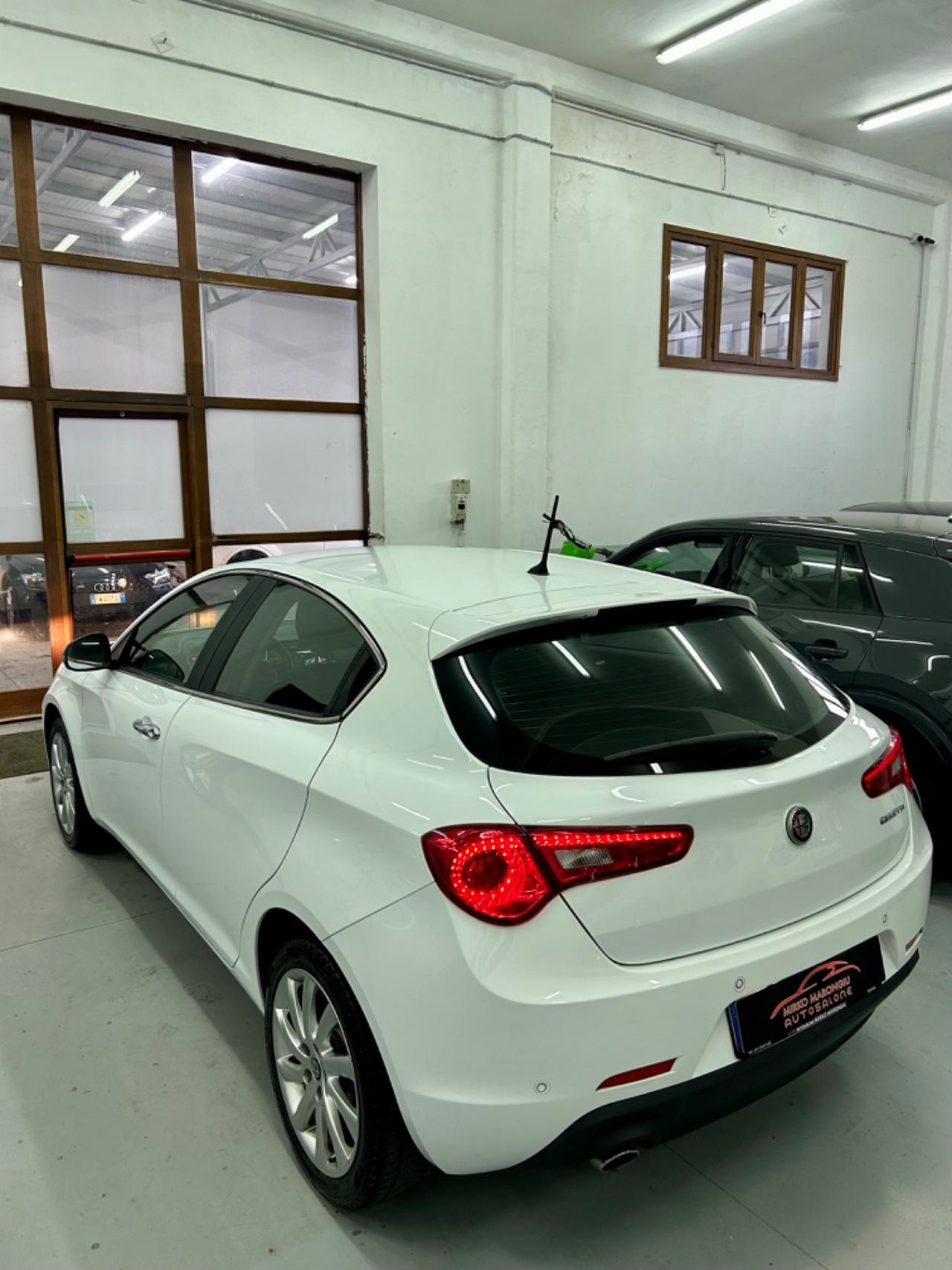 Alfa Romeo Giulietta 1.6 120 CV FINANZIABILE