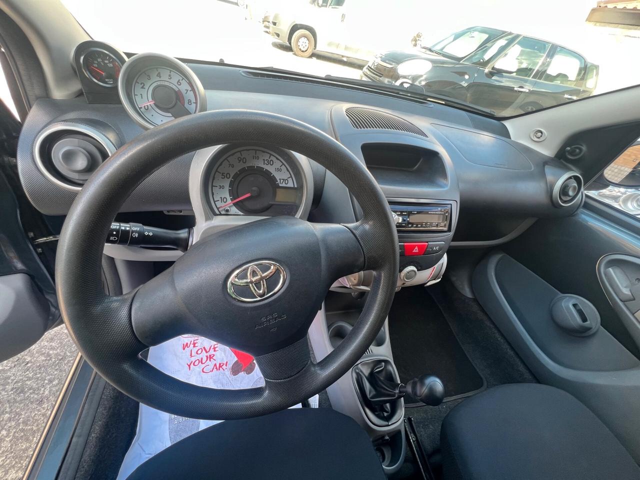 Toyota Aygo 1.0 12V VVT-i 3 porte Sol