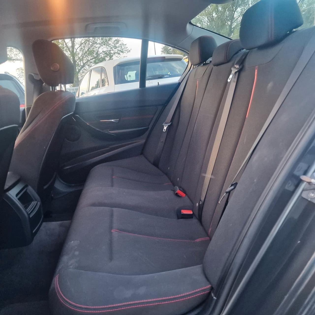 Bmw 316 316d Sport BERLINA CATENE APPENA FATTE IN BMW