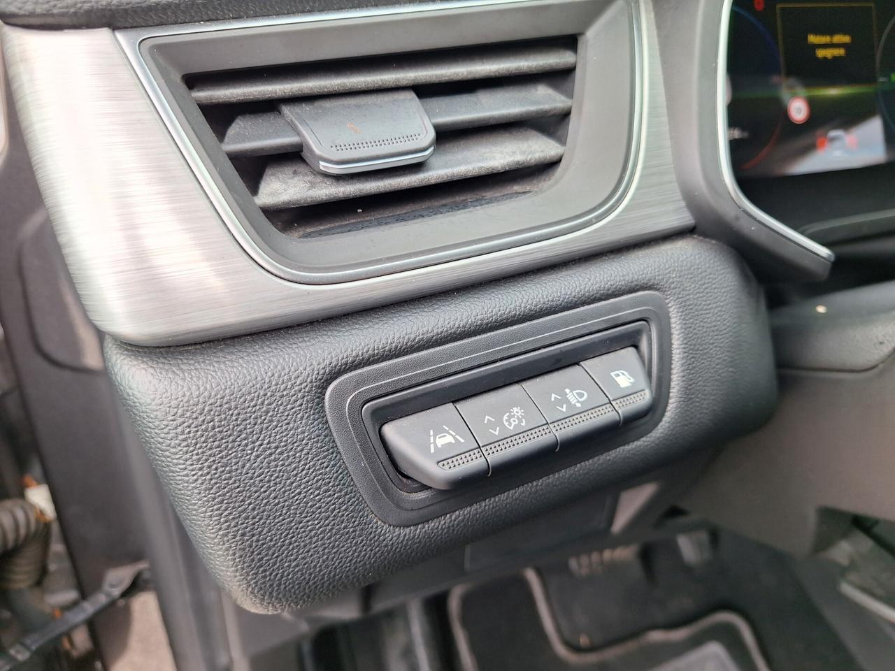 Renault Captur Plug-in Hybrid E-Tech 160 CV Intens