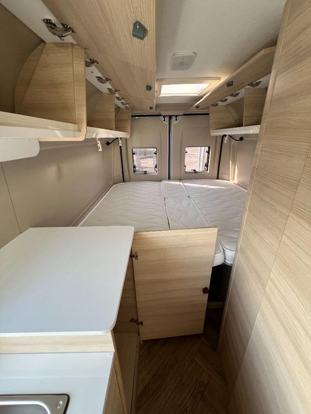 CHAUSSON V697 FIRST LINE