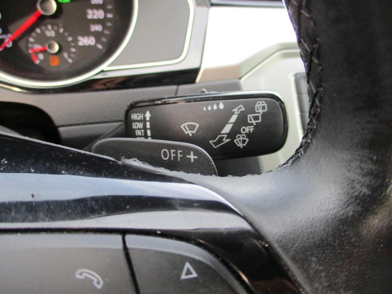 Volkswagen Passat Variant 2.0 tdi Business 150cv dsg NAVI/ACC/SediliRisc