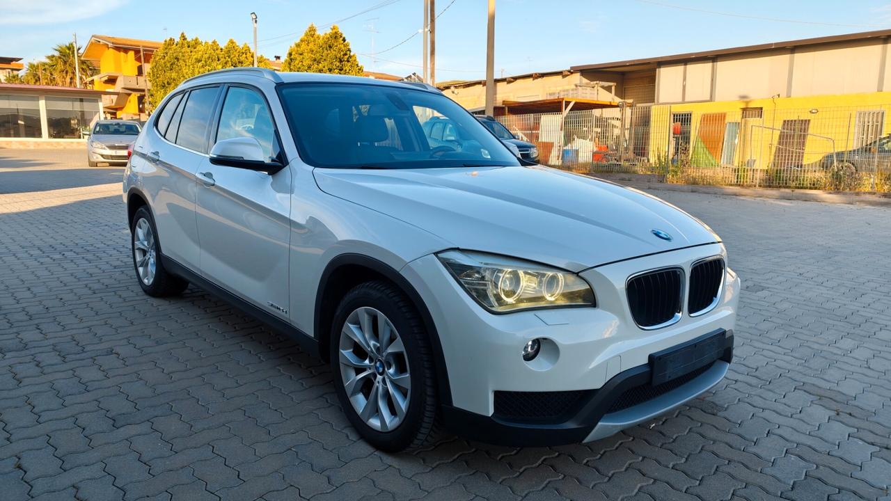 Bmw X1 sDrive18d X Line