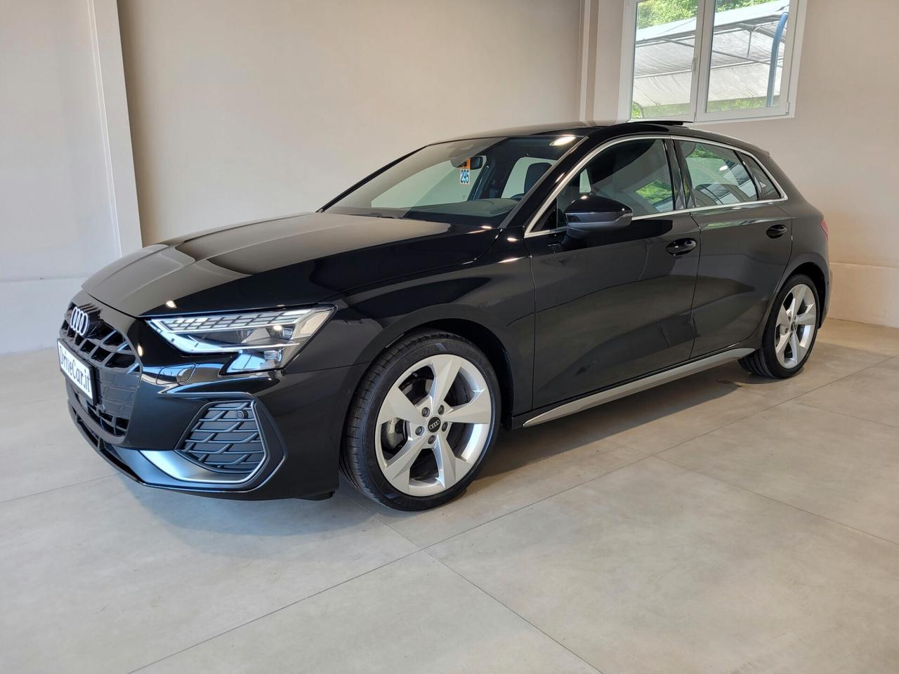 Audi A3 SPB SPORTBACK RESTYLING 35TDI S TRONIC S LINE TETTO APRIBILE MATRIX ACC