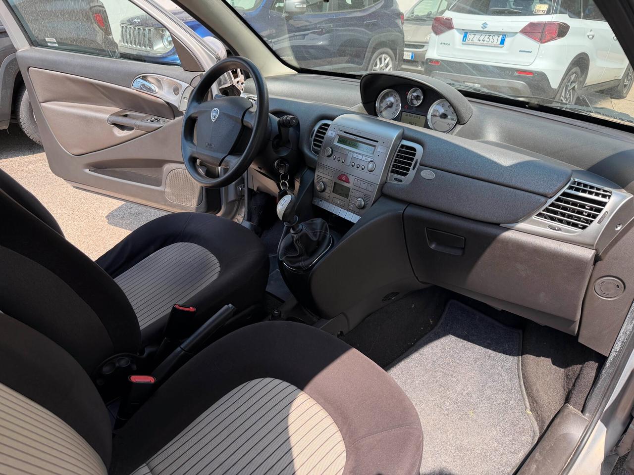 Lancia Ypsilon 1.4 NEOPATENTATI