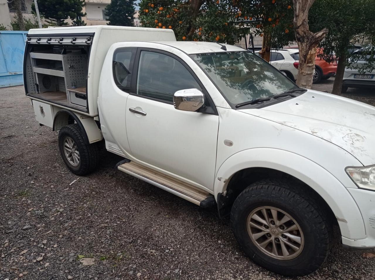 Mitsubishi L200 2.5 DI-D/178CV -2015