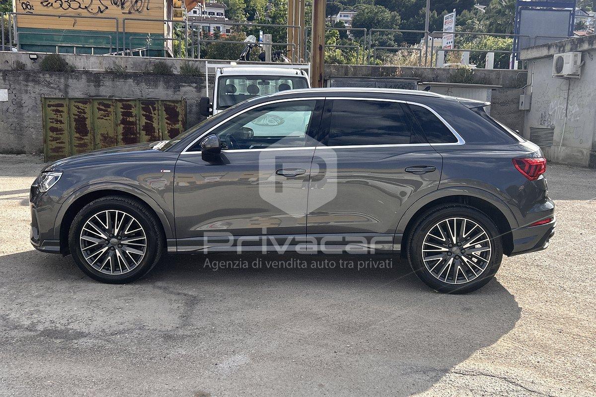 AUDI Q3 35 TDI quattro S line edition