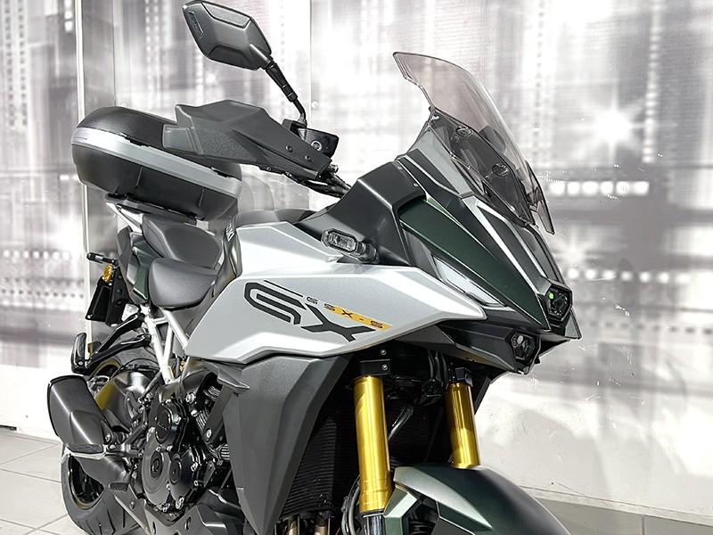 Suzuki GSX-S 1000 GX