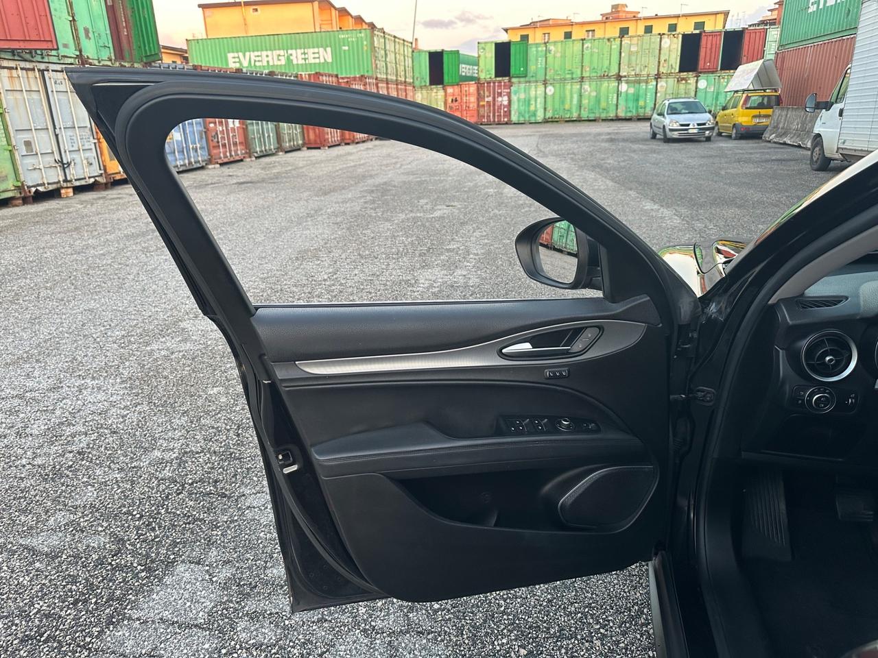 Alfa Romeo Stelvio 2.2 Turbodiesel 210 CV AT8 Q4 Executive