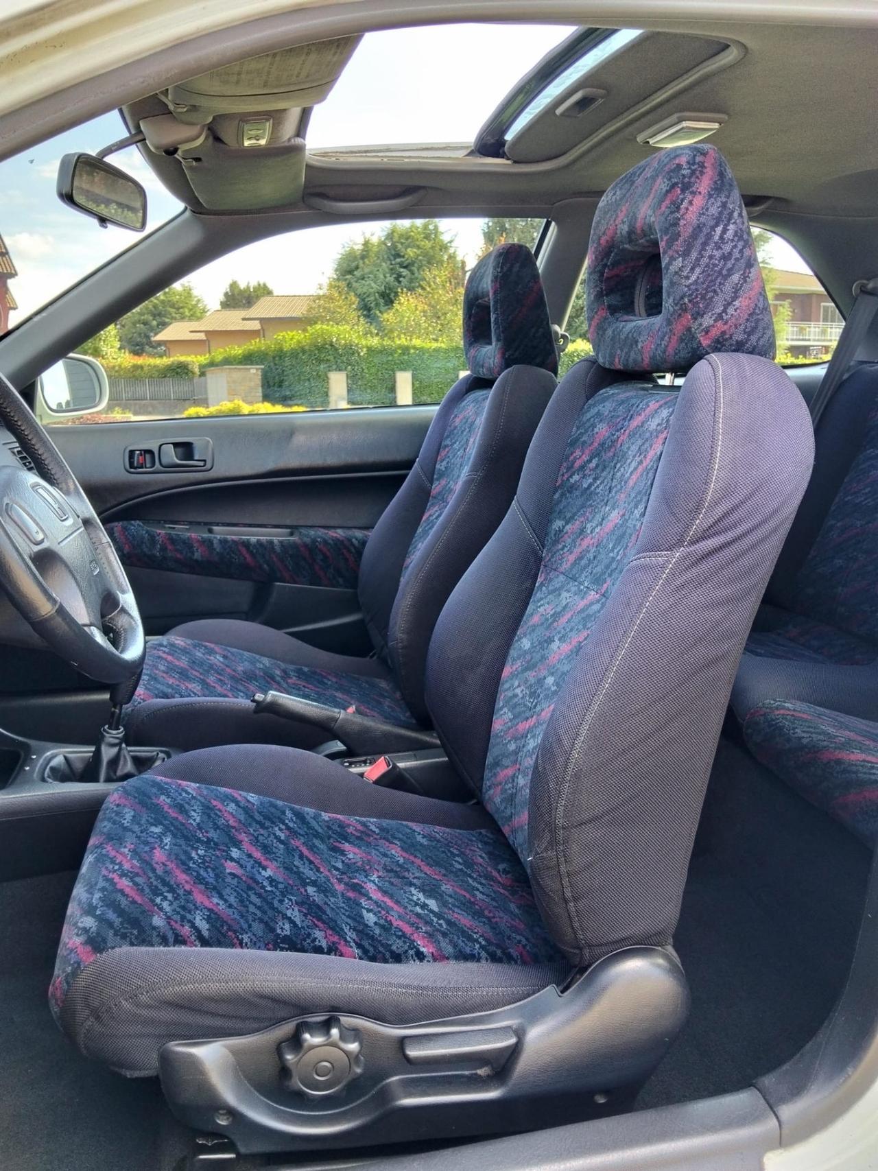 Honda Civic Coupé 1.6 16V V-TEC 160Cv EK4 Limited Edition